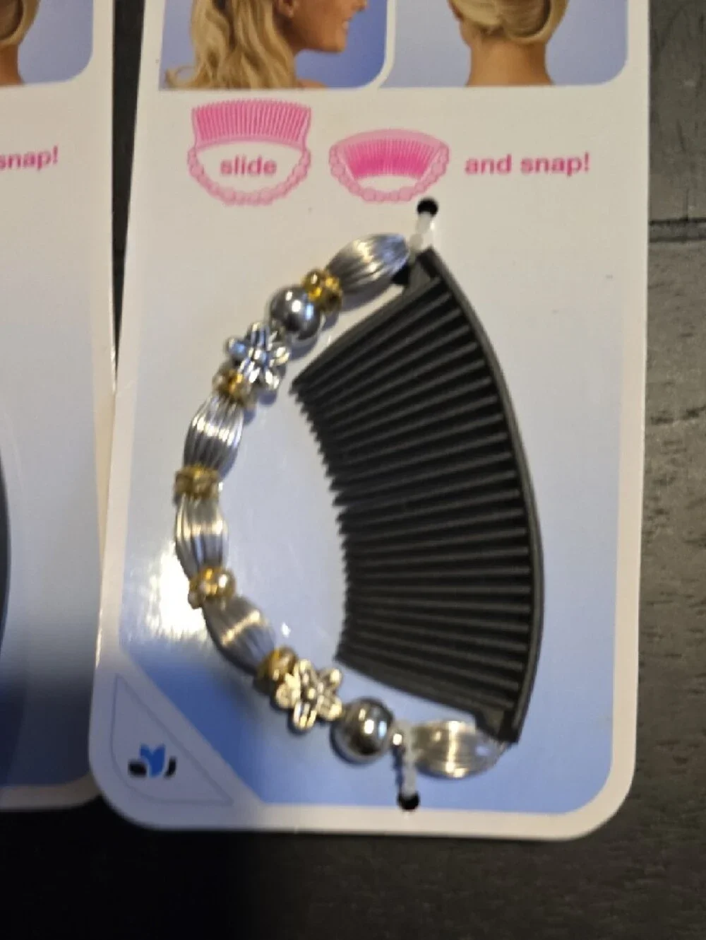 scünci Bendini Hair Clip Set Of 2 With Beaded Designs